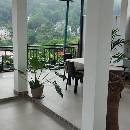 Luxury Apartment The Walkers Nest Kandy Exterior photo